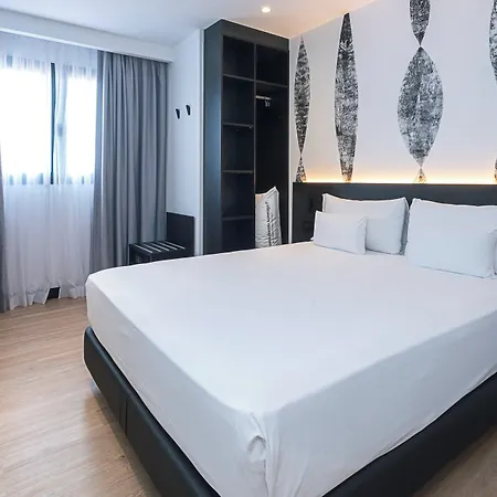 Hotel Sercotel Plana 3*
